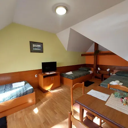 Craft Beer Bar Rooms Varaždin Zewnętrze zdjęcie