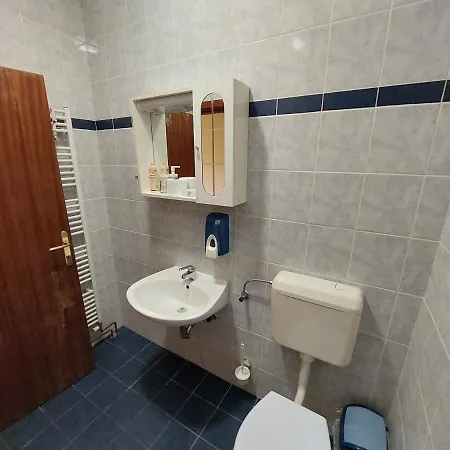 Craft Beer Bar Rooms Varaždin Zewnętrze zdjęcie