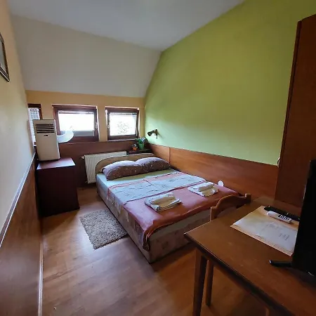 Craft Beer Bar Rooms Varaždin Zewnętrze zdjęcie