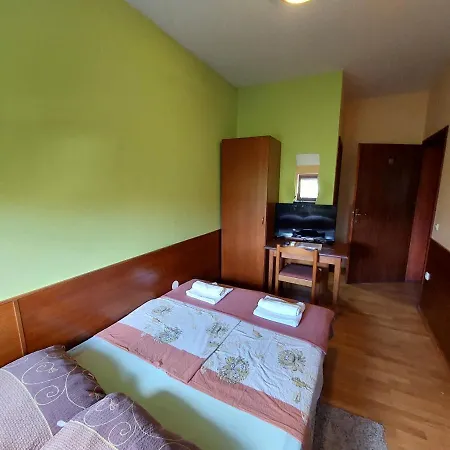 Craft Beer Bar Rooms Varaždin Zewnętrze zdjęcie