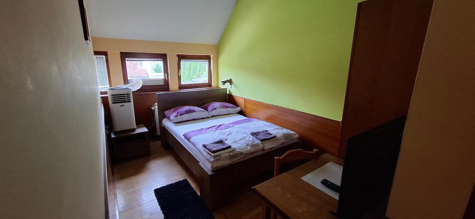 Hostel Cbb *